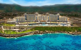 Merit Royal Premium Hotel Casino&SPA